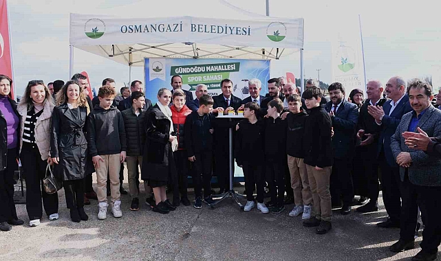 Osmangazi Gündoğdu Mahallesi spor sahasının temelleri atıldı