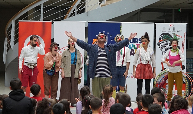 Tiyatro coşkusuna muhteşem final