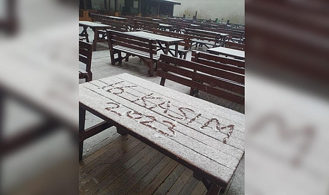 Uludağ'da mevsimin ilk karı görüldü