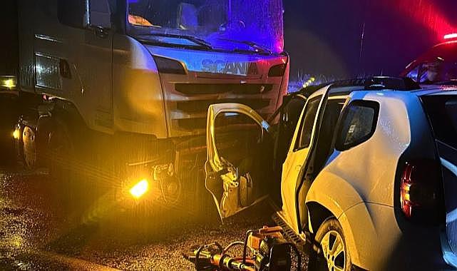 Balıkesir’de feci kaza: 3 ölü