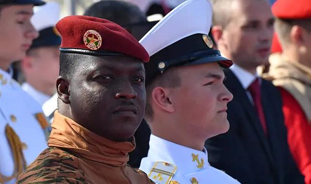 Burkina Faso Fransızcayı resmi dil olmaktan çıkardı