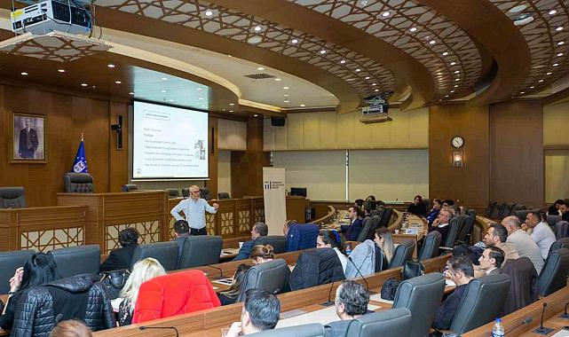 Bursa Büyükşehir personeline 'belediye gelirleri' eğitimi