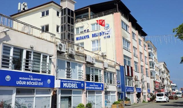 Deprem sonrasında Mudanya Belediye binası kapatıldı! Personel tahliye edildi…