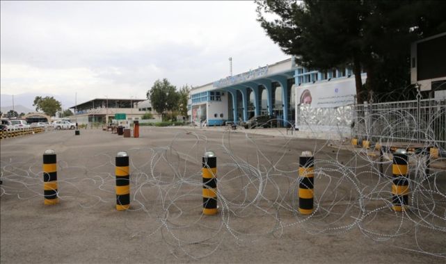 Afganistan Pakistansınır kapısı günler açıldı