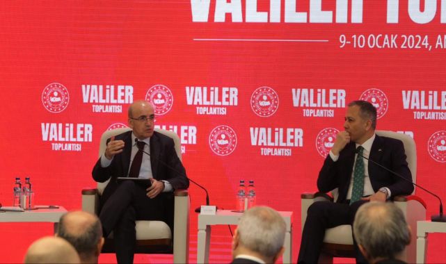 Bakan Şimşek, Valiler Toplantısı'na katıldı