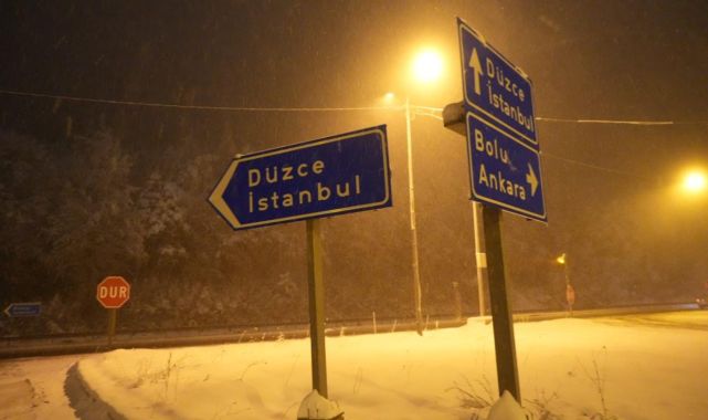 Bolu Dağı'nda kar etkili oluyor