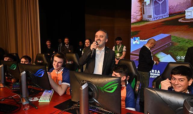 Bursa'da E-spor Turnuvası'nda Final Heyecanı