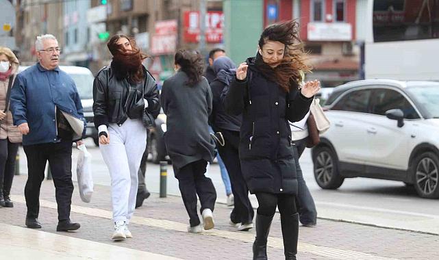 Bursa'da lodos etkili oldu