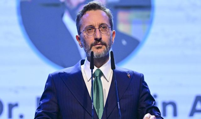 İletişim Başkanı Altun'dan Gezeravcı'nın uzay yolculuğuna ilişkin paylaşım