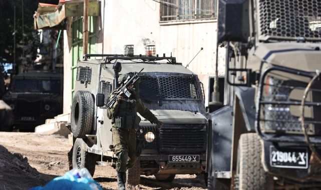 İsrail Batı Şeria'da 10 Filistinliyi yaraladı
