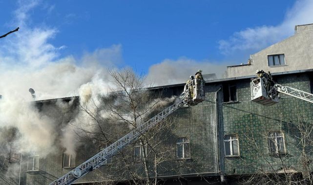 İstanbul'da ayakkabı imalathanesinde yangın