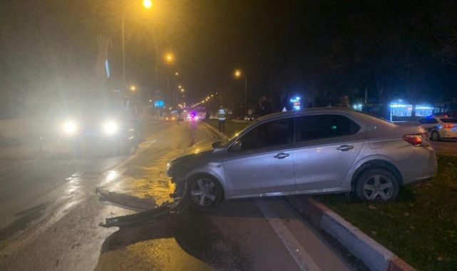 Karaman'da iki otomobil çarpıştı: 6 yaralı
