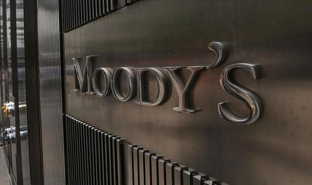 Moody's 17 Türk bankasının görünümünü pozitife çevirdi