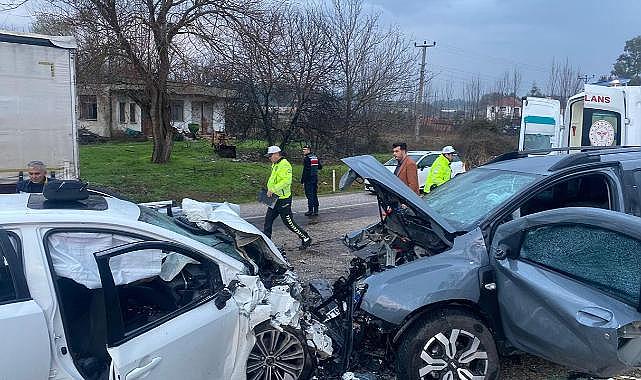Muğla'da iki otomobil çarpıştı: 3 ölü, 1 yaralı