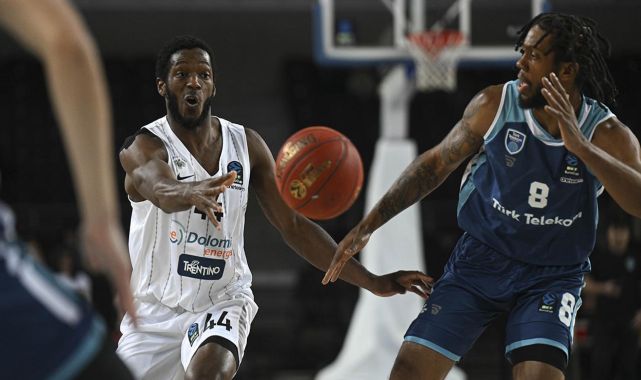 Türk Telekom Avrupa'da playoff için umutlandı