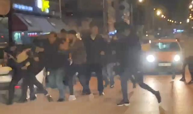 Yol verme kavgası sokağı ringe çevirdi..