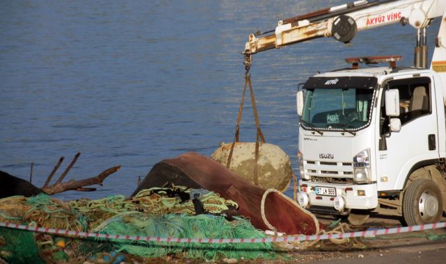 Zonguldak'ta balıkçıların ağına deniz mayını takıldı