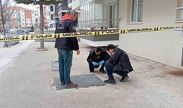 5. kattan düşen genç kız ağır yaralandı