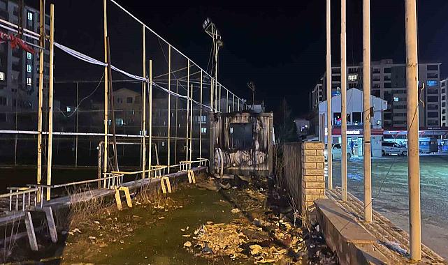 Ankara'da akaryakıt istasyonu yanında yangın paniği