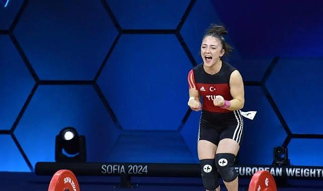 Avrupa Halter Şampiyonası'nda Cansu Bektaş şampiyon, Gamze Altun ise ikinci oldu