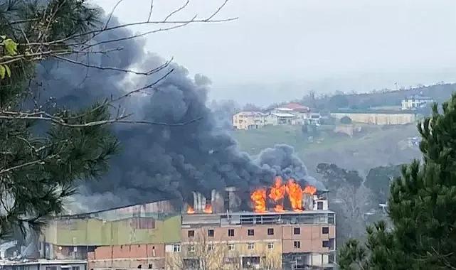 Beykoz'da fabrika yangını: Çok sayıda ekip bölgede!