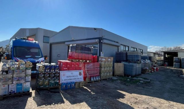Bursa'da 35 bin litre kaçak madeni yağ ele geçirildi