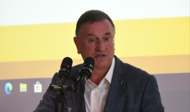 CHP'de Lütfü Savaş tartışması