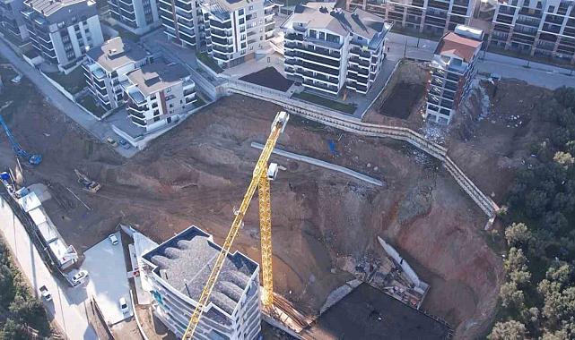 İnşaat çalışması siteyi yerinden oynattı