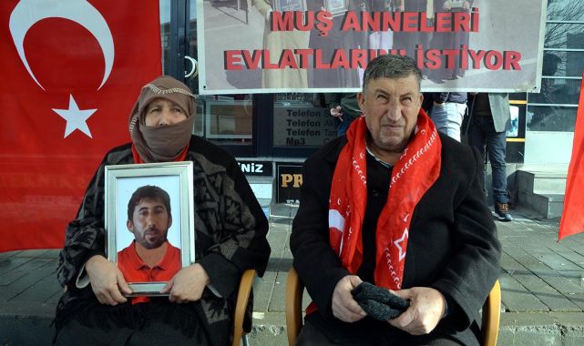 Muşlu aileler HDP önündeki eylemlerini sürdürüyor