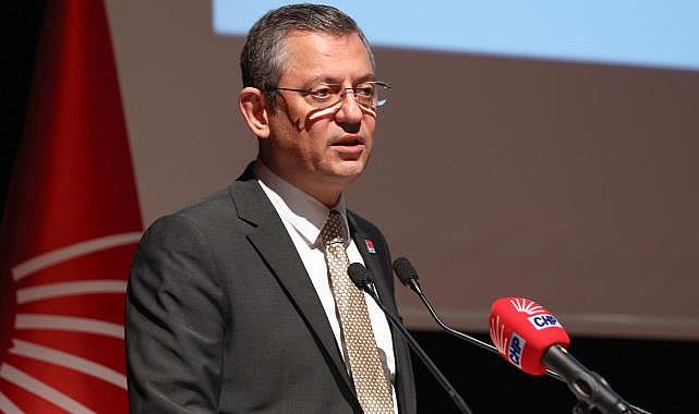CHP Hatay'da Lütfü Savaş'tan vaz geçmedi