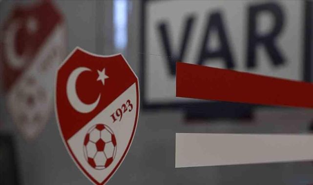 VAR'daki hakem konuşmaları yayımlanmaya başlayacak