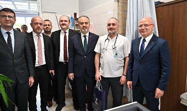 Alinur Aktaş'tan doktorlara 14 Mart ziyareti