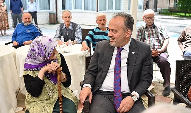 Başkan Aktaş'tan Bursalı yaşlıların ve engellilerin yüzünü güldürecek projeler