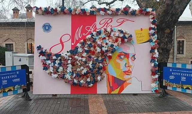 Bursa'da 8 Mart etkinliği: Kent Estetiği ressamları tasarladı, çiçek bahçesine dönüştü