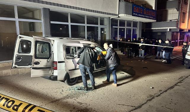 Bursa'da hafif ticari araca pompalı tüfekle ateş edildi!
