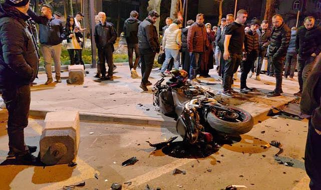 Bursa'da otomobille motosiklet çarpıştı! 4 Yaralı