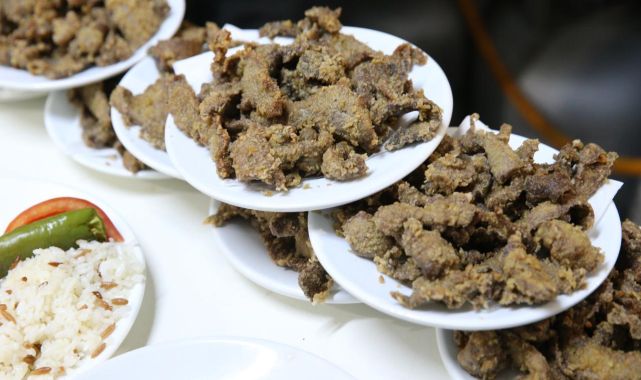Edirne'nin coğrafi işaretli lezzeti tava ciğeri iftar sofralarını lezzetlendiriyor