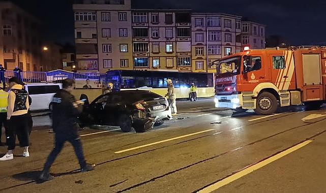 Esenler'de trafik kazasında 2 kişi yaralandı
