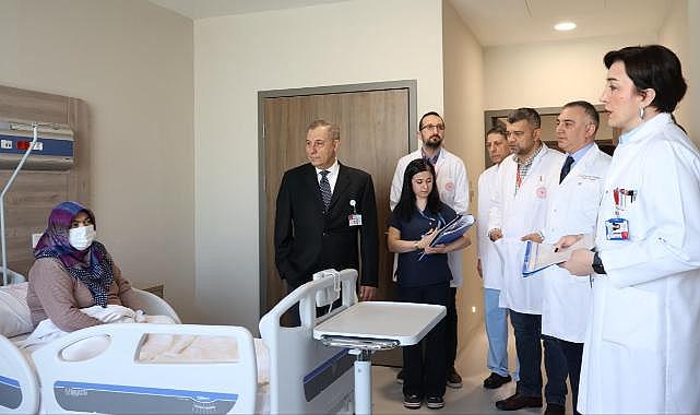 Etlik Şehir Hastanesi'nde 1,5 yılda 27 böbrek nakli yapıldı