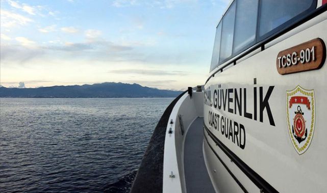 İzmir açıklarında 48 düzensiz göçmen kurtarıldı