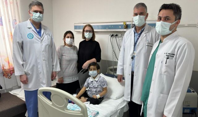 Karaciğer bekleyen minik Emir'e şans ikinci kez güldü