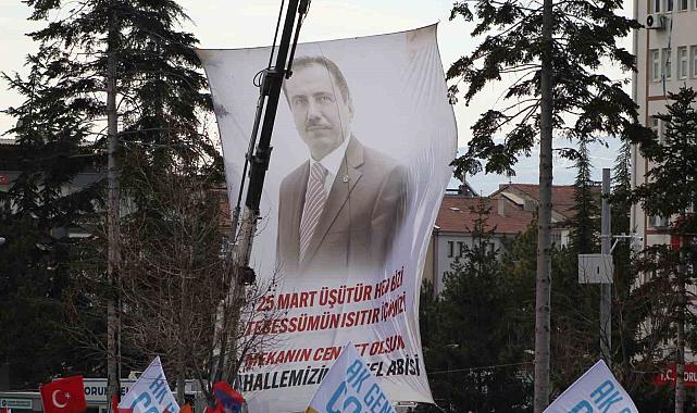 Muhsin Yazıcoğlu dev pankartla anıldı