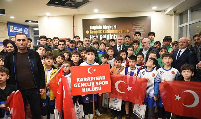 Ne varsa bu merkezde var