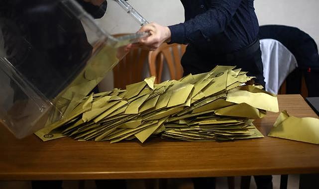 Seçime günler kala 30 büyükşehir anketi: Eskişehir, Adana, Antalya, Hatay, Ordu'da 'sürpriz'