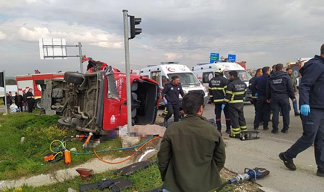Tekirdağ'da tır, yolcu minibüsüne çarptı: 5 ölü, 10 yaralı