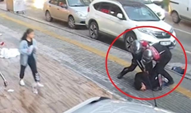 Yunusların aksiyon filmi gibi uyuşturucu operasyonu kamerada
