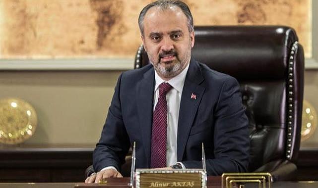 Alinur Aktaş'tan veda mesajı: Bursa’mızın tarihinde iz bıraktık.
