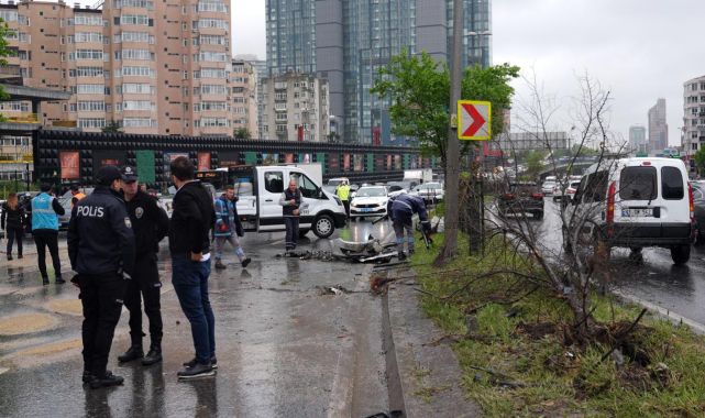 Beşiktaş'taki zincirleme trafik kazasının görüntüleri kamerada
