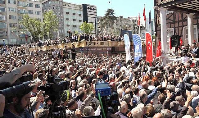 Bursa Büyükşehir Belediye Başkanı Mustafa Bozbey göreve başladı, ilk mesajını verdi