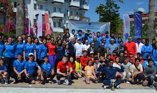 Bursa Büyükşehir Belediyesporlu kanocular Muğla'da 12 madalya 1 kupa kazandı